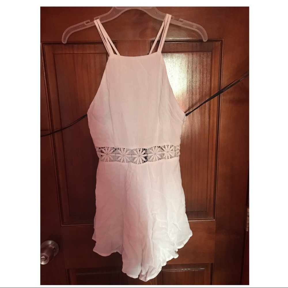 ✨Brand new womens romper✨